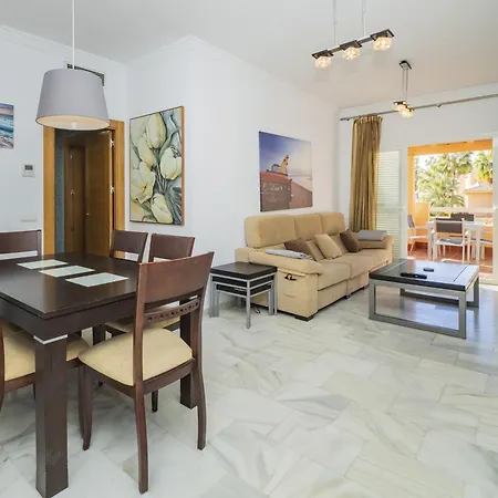 Cubo's Cabopino * Marbella
