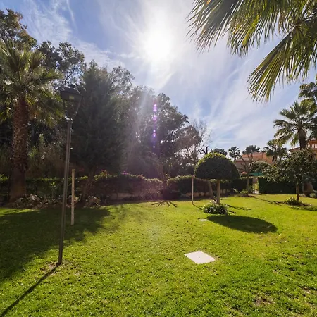 Cubo's Cabopino * Marbella